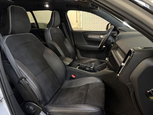 Volvo  XC40 1.5 T5 262 PK AUT. RECHARGE R-DESIGN CAMERA/LEDER/PANORAMADAK ActivLease financial lease