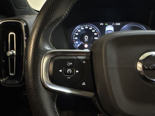 Volvo  XC40 1.5 T5 262 PK AUT. RECHARGE R-DESIGN CAMERA/LEDER/PANORAMADAK ActivLease financial lease