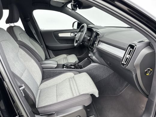 Volvo  XC40 T4 Recharge Plus Dark | 18" Allseason | Trekhaak | Elektr. verst. Stoelen | Harman Kardon | Adapt... ActivLease financial lease