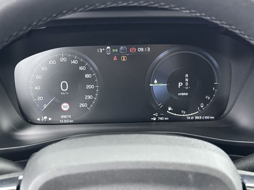 Volvo  XC40 T4 Recharge Plus Dark | 18" Allseason | Trekhaak | Elektr. verst. Stoelen | Harman Kardon | Adapt... ActivLease financial lease