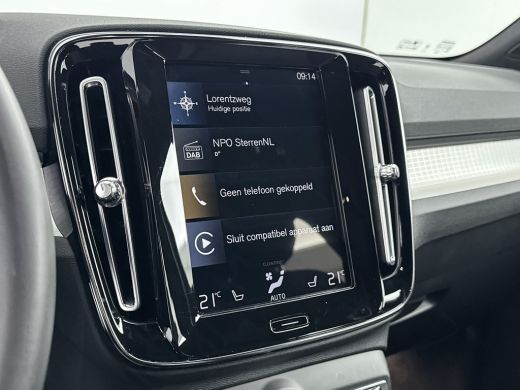 Volvo  XC40 T4 Recharge Plus Dark | 18" Allseason | Trekhaak | Elektr. verst. Stoelen | Harman Kardon | Adapt... ActivLease financial lease