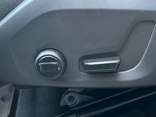 Volvo  XC60 2.0 T6 Plug-in hybrid AWD Core Bright | Apple Carplay/Android Auto|telefoonintegratie premium | C... ActivLease financial lease