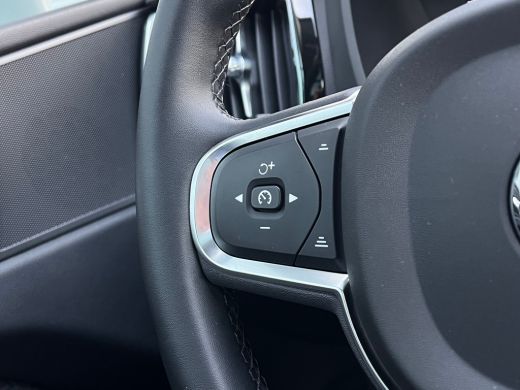 Volvo  XC60 2.0 T6 Plug-in hybrid AWD Core Bright | Apple Carplay/Android Auto|telefoonintegratie premium | C... ActivLease financial lease