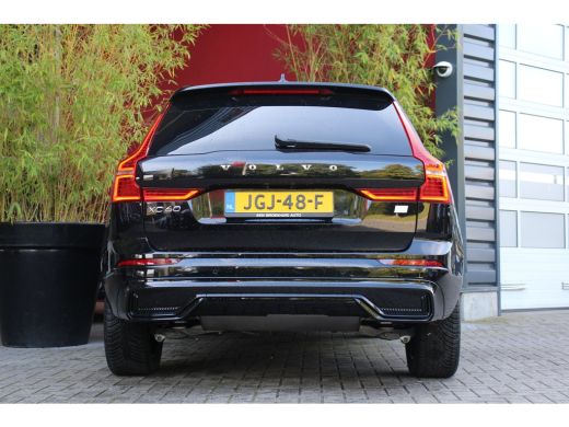 Volvo  XC60 2.0 T6 Plug-in hybrid AWD Plus Dark | Trekhaak | Camera | Panoramadak | Pilot Assist | Memory seats ActivLease financial lease