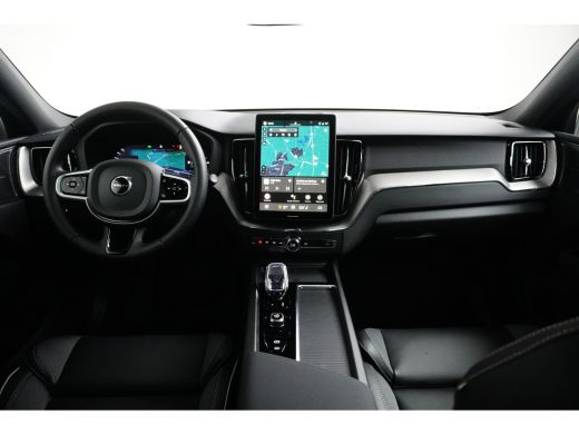 Volvo  XC60 Plus Black Edition | Panoramadak | Head-up display | Harman Kardon | 360 Camera | Sportstoelen | ... ActivLease financial lease