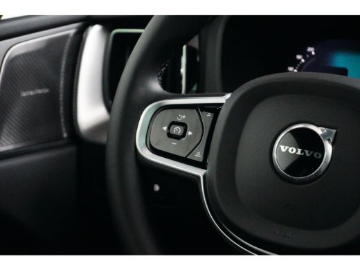 Volvo  XC60 Plus Black Edition | Panoramadak | Head-up display | Harman Kardon | 360 Camera | Sportstoelen | ... ActivLease financial lease