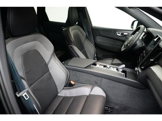 Volvo  XC60 Plus Black Edition | Panoramadak | Head-up display | Harman Kardon | 360 Camera | Sportstoelen | ... ActivLease financial lease