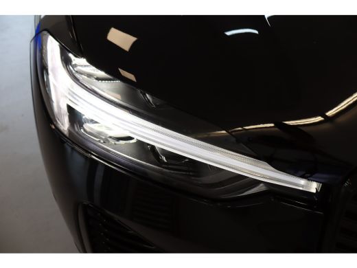 Volvo  XC60 T6 350PK Plus Dark | 360&deg; | Head-Up | Panoramadak | HK Audio | Getint Glas | Stoel&Stuur Verw. ActivLease financial lease
