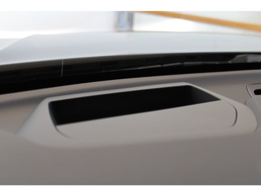 Volvo  XC60 T6 350PK Ultra Bright | Luchtvering | 21" | Pano-dak | Head up display | Adap Cruise ActivLease financial lease