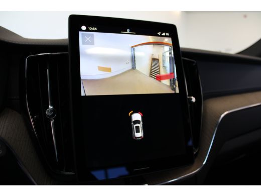 Volvo  XC60 T6 350PK Ultra Bright | Luchtvering | 21" | Pano-dak | Head up display | Adap Cruise ActivLease financial lease