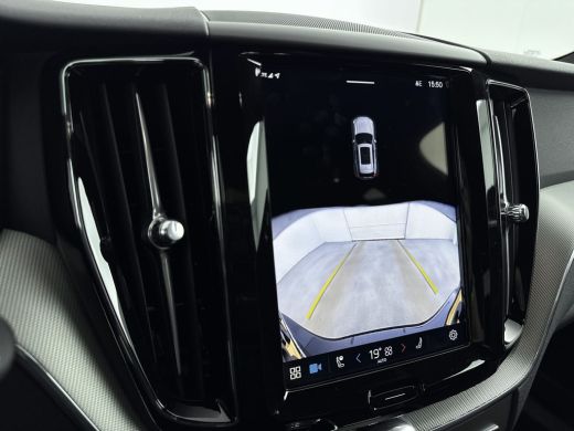 Volvo  XC60 T6 Plug-in hybrid AWD Plus Black Edition | Trekhaak | Panoramadak | Stoel / Stuurverwarming | PDC... ActivLease financial lease