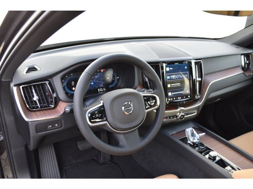 Volvo  XC60 T6 Plus Dark | Luchtvering | Trekhaak | 360cam | Nappaleder | ActivLease financial lease