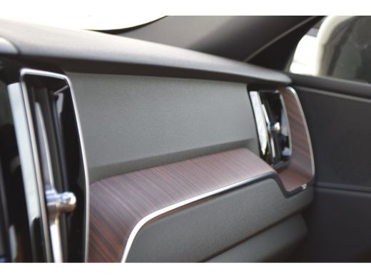 Volvo  XC60 T6 Plus Dark | Luchtvering | Trekhaak | 360cam | Nappaleder | ActivLease financial lease