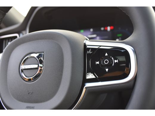 Volvo  XC60 T6 Plus Dark | Luchtvering | Trekhaak | 360cam | Nappaleder | ActivLease financial lease