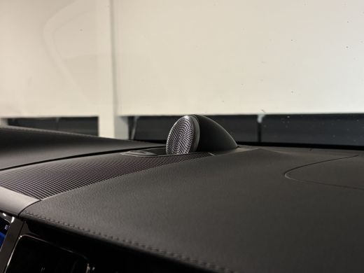 Volvo  XC60 T8 AWD Recharge Ultimate Dark Heico volledig+Polestar en Vol! | Luchtvering | Bowers & Wilkins | ... ActivLease financial lease