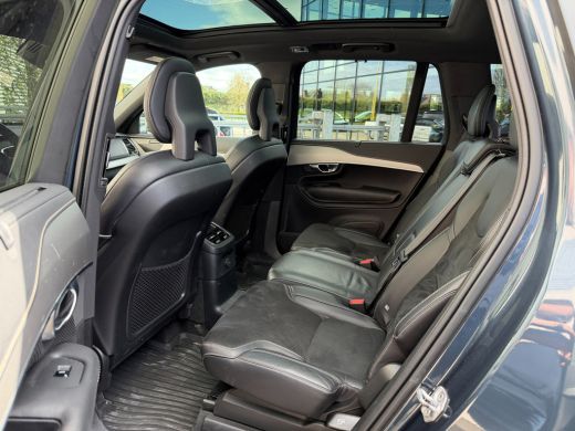 Volvo  XC90 2.0 T8 Recharge AWD R-Design Pano-H&K-ACC-Head up-Keyless-Trekhaak ActivLease financial lease
