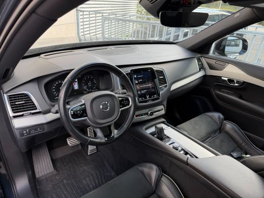 Volvo  XC90 2.0 T8 Recharge AWD R-Design Pano-H&K-ACC-Head up-Keyless-Trekhaak ActivLease financial lease