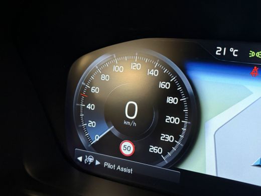 Volvo  XC90 T8 AWD Recharge R-Design | Bowers & Wilkins | Stoelventilatie | 360&deg; Camera | Carbon inleg | Crys... ActivLease financial lease