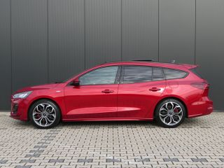 Ford Focus 1.0 EcoBoost Hybrid ST Line X | Panoramadak | Winterpack | AGR Stoel | 18 Inch | B&O Audio | Adap...