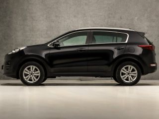 Kia Sportage 1.6 GDI DynamicLine (APPLE CARPLAY, NAVIGATIE, LEDER, STUUR/STOELVERWARMING, GETINT GLAS, SPORTST...
