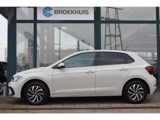 Volkswagen Polo 1.0 TSI Life Edition 95PK AUTOMAAT | Achteruitrijcamera | Airco | Cruise control adaptief met Sto...