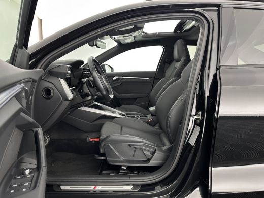Audi A3 Limousine 35 TFSI S-Line Edition (INCL-BTW) Aut. *PANO | LEATHER-FABRIC | FULL-LED | AMBIENTLIGHT... ActivLease financial lease
