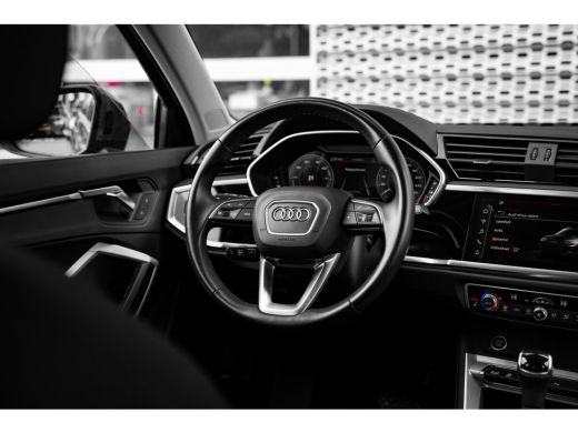Audi Q3 Advanced Edition ActivLease financial lease