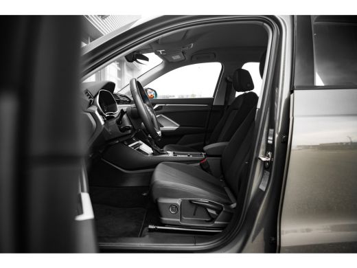 Audi Q3 Advanced Edition ActivLease financial lease