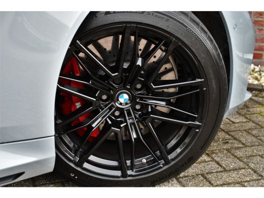 BMW M5 Touring M5 Pano M-Driver Co-Pilot Trekh Alc-hemel Carbon B&W ActivLease financial lease