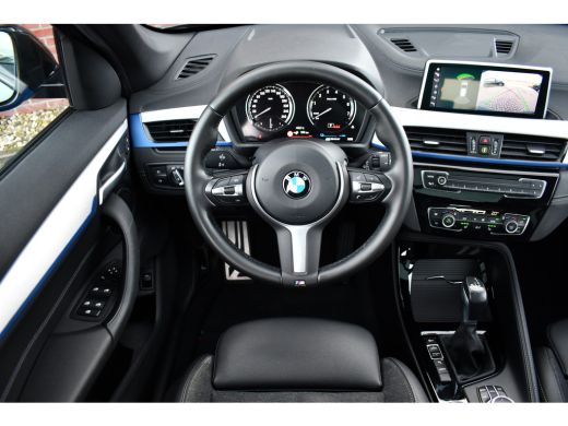 BMW X1 xDrive25e M-Sport Pano El-zetels Camera Carplay El-klep Shadowline ActivLease financial lease