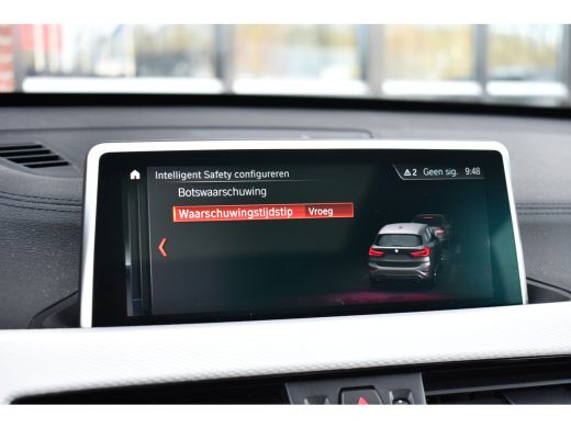 BMW X1 xDrive25e M-Sport Pano El-zetels Camera Carplay El-klep Shadowline ActivLease financial lease