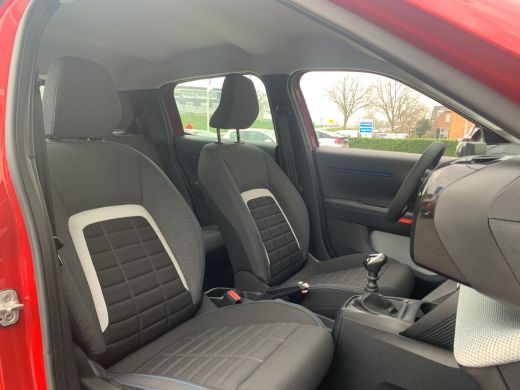 Citroën C3 1.2 Turbo 100pk Plus Airco | AppleCarplay/ Android Auto | Cruise Control | DAB | Nieuw! | ActivLease financial lease