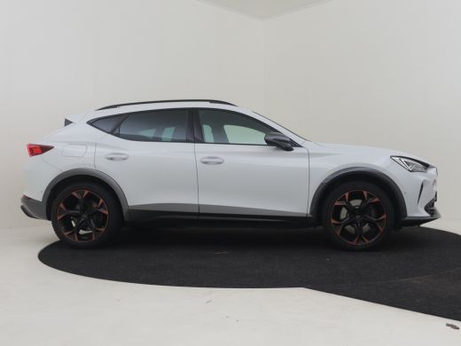 CUPRA Formentor 1.4 e-Hybrid VZ Performance 245pk | Trekhaak | Panorama dak | Elektri bestuurdersstoel met memory... ActivLease financial lease