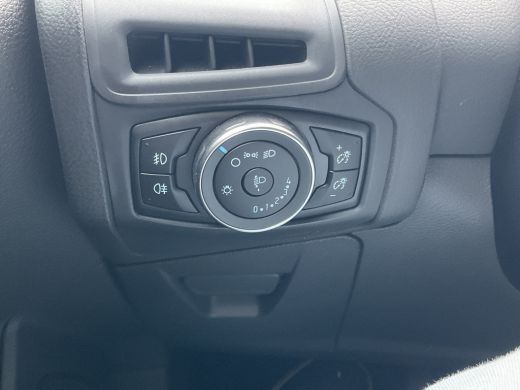 Ford Focus 1.5 ST-Line 1e Eigenaar Nav/Cruise 18 Inch Pdc NL-Auto UITSTRALING! ActivLease financial lease