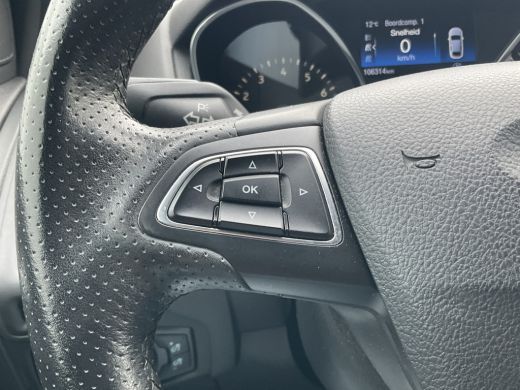 Ford Focus 1.5 ST-Line 1e Eigenaar Nav/Cruise 18 Inch Pdc NL-Auto UITSTRALING! ActivLease financial lease