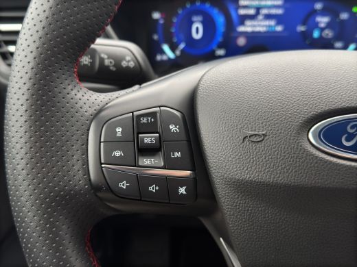 Ford Kuga 2.5 PHEV ST-Line | Adap. Cruise | Trekhaak | Apple Carplay | Navigatie | | Achteruitrijcamera | C... ActivLease financial lease