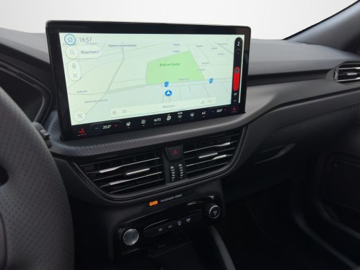 Ford Kuga Plug-In Hybrid ST-Line X 243pk | Black-, Winter Pack | Pano | Elek. Trekhaak | Matrix LED | ActivLease financial lease