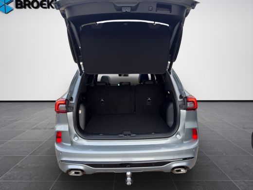 Ford Kuga Plug-In Hybrid ST-Line X 243pk | Black-, Winter Pack | Pano | Elek. Trekhaak | Matrix LED | ActivLease financial lease