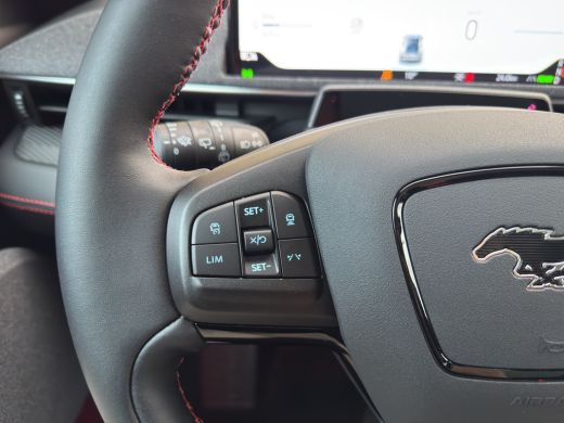 Ford Mustang Mach-E Mach-E Extended Premium RWD 88 kWh | Achteruitrijcamera | Apple Carplay/Android Auto|telefooninte... ActivLease financial lease