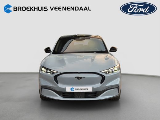 Ford Mustang Mach-E Mach-E Extended Premium RWD 88 kWh | Achteruitrijcamera | Apple Carplay/Android Auto|telefooninte... ActivLease financial lease