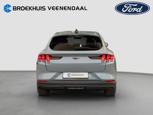 Ford Mustang Mach-E Mach-E Extended Premium RWD 88 kWh | Achteruitrijcamera | Apple Carplay/Android Auto|telefooninte... ActivLease financial lease