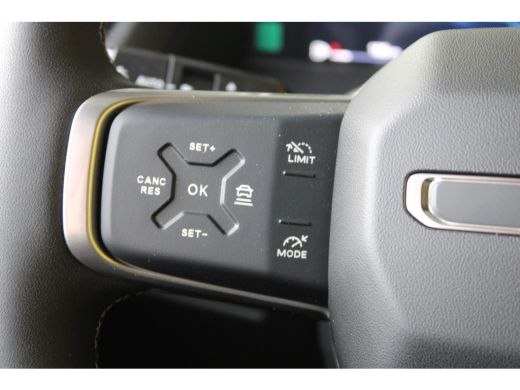 Jeep Compass 1.2 e-Hybrid First Edition | Ledere bekleding | Schuif-kanteldak | Stoelventilatie voor | 360 Cam... ActivLease financial lease