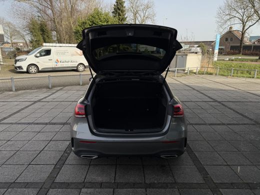 Mercedes-Benz A-Klasse Aut. 180 Business Sol. AMG Sport | Navi | Camera | Sfeer Verlicting | ActivLease financial lease