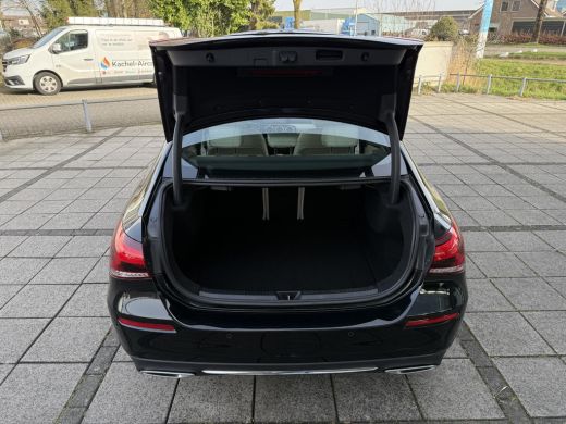 Mercedes-Benz A-Klasse Aut. 180 Luxury Line | Navi | Camera | Sfeer Verlichting | ActivLease financial lease