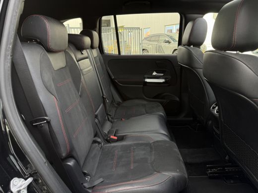 Mercedes-Benz GLB Aut. 180 Sol. AMG Edition | Burmester | Panorama | Camera | Multibeam LED | Sfeerverlichting | ActivLease financial lease