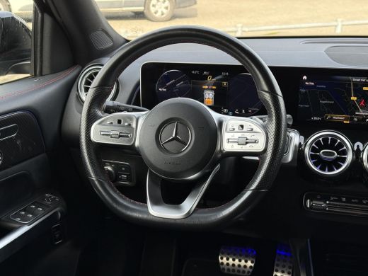 Mercedes-Benz GLB Aut. 180 Sol. AMG Edition | Burmester | Panorama | Camera | Multibeam LED | Sfeerverlichting | ActivLease financial lease