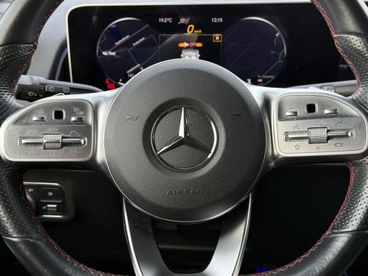 Mercedes-Benz GLB Aut. 180 Sol. AMG Edition | Burmester | Panorama | Camera | Multibeam LED | Sfeerverlichting | ActivLease financial lease