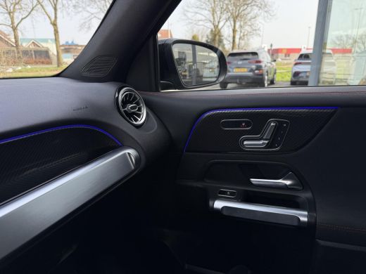 Mercedes-Benz GLB Aut. 180 Sol. AMG Edition | Burmester | Panorama | Camera | Multibeam LED | Sfeerverlichting | ActivLease financial lease