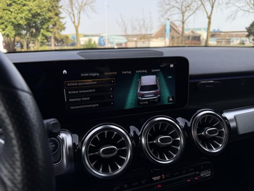 Mercedes-Benz GLB Aut. 180 Sol. AMG Edition | Burmester | Panorama | Camera | Multibeam LED | Sfeerverlichting | ActivLease financial lease