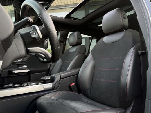 Mercedes-Benz GLB Aut. 180 Sol. AMG Edition | Burmester | Panorama | Camera | Multibeam LED | Sfeerverlichting | ActivLease financial lease